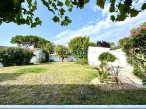 Propriété à Saint-Martin-de-Ré avec annexe et terrain constructible