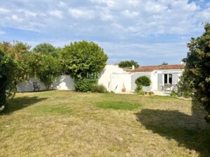 Propriété à Saint-Martin-de-Ré avec annexe et terrain constructible