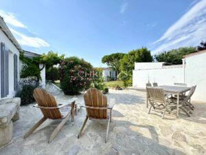 Propriété à Saint-Martin-de-Ré avec annexe et terrain constructible