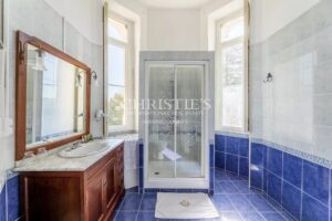 Château hôtelier et touristique à 40 min de Bordeaux.