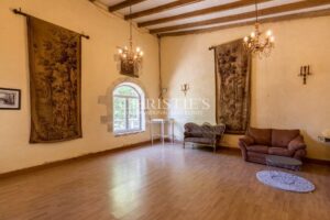 Château hôtelier et touristique à 40 min de Bordeaux.