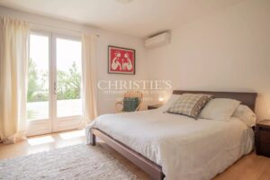 Deux magnifiques maisons perchées sur une colline, avec piscine, près d'Agen