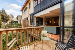 Bordeaux centre – Maison familiale 5 chambres avec jardin et piscine