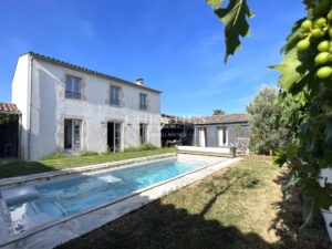 Luxury 2016 property with old-world charm, La Flotte