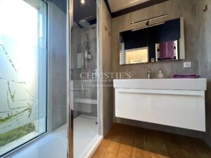 Luxury 2016 property with old-world charm, La Flotte