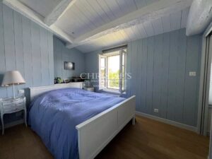 Luxury 2016 property with old-world charm, La Flotte