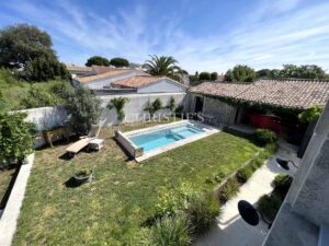 Luxury 2016 property with old-world charm, La Flotte