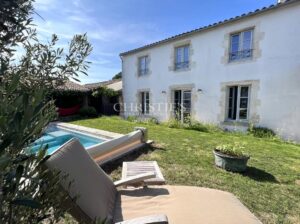 Luxury 2016 property with old-world charm, La Flotte