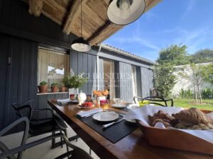 Luxury 2016 property with old-world charm, La Flotte