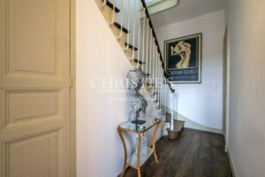 Magnificent Art Nouveau villa in the center of Angoulême.