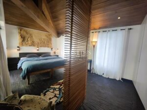 LES PORTES-EN-RE - Villa d'exception, atypique et paysagée entre mer et forêt