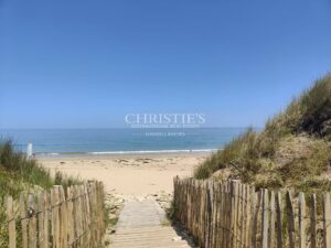 LES PORTES-EN-RE - Villa d'exception, atypique et paysagée entre mer et forêt