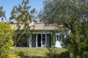 LES PORTES-EN-RE - Villa d'exception, atypique et paysagée entre plage et forêt