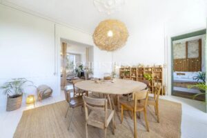 Un château baigné de lumière dans un écrin naturel d’exception – aux portes d’Angoulême