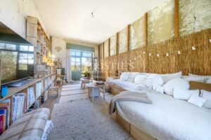 Un château baigné de lumière dans un écrin naturel d’exception – aux portes d’Angoulême