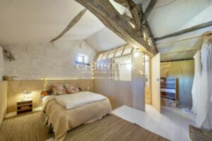 Un château baigné de lumière dans un écrin naturel d’exception – aux portes d’Angoulême