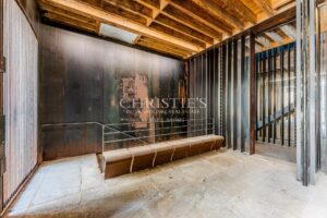 BORDEAUX SAINT-MICHEL - ANCIEN HANGAR RÉNOVÉ PAR ARCHITECTE