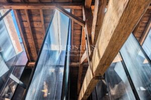 BORDEAUX SAINT-MICHEL - ANCIEN HANGAR RÉNOVÉ PAR ARCHITECTE