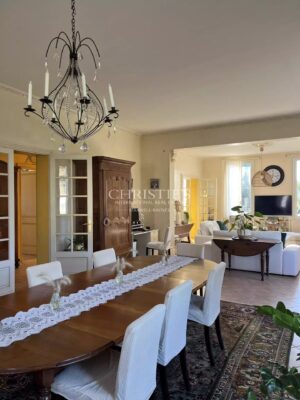 Charmante maison de maître au style girondine, proche de Libourne