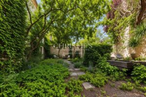 BORDEAUX Croix de Seguey Fondaudege / Appartement 2 chambres et jardin 170 m2