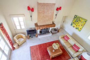 Périgourdine country GOLF property nestled within a PRESTIGIOUS GOLFING ESTATE