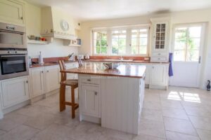 Périgourdine country GOLF property nestled within a PRESTIGIOUS GOLFING ESTATE