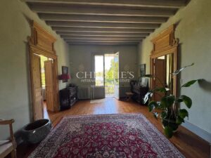 Chartreuse du XIXe siècle au bord de la Dordogne