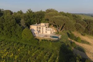 Langoiran - 30 min de Bordeaux - Une oeuvre d'art avec vue époustouflante!