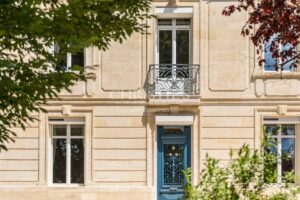 Saint Laurent d'Arce - Elégante propriété dans un écrin de verdure