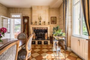 Saint Laurent d'Arce - Elégante propriété dans un écrin de verdure