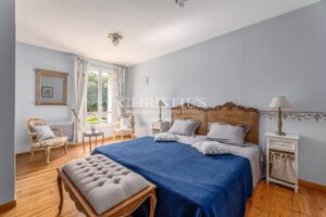 Saint Laurent d'Arce - Elégante propriété dans un écrin de verdure