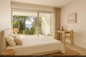 Front line - Panoramic view