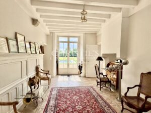 Château historique de la vallée de la Loire, superbement rénové, dans son parc de 5 hectares.