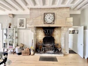 Château historique de la vallée de la Loire, superbement rénové, dans son parc de 5 hectares.