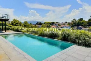 À vendre Saint-Jean-de-Luz - Villa proche Sainte-Barbe