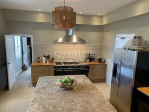 St Emilion - Élégante propriété avec vue sur les vignes, au cœur du village