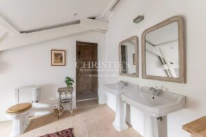 St Emilion - Élégante propriété avec vue sur les vignes, au cœur du village