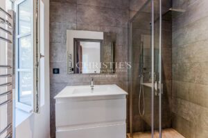 PESSAC - VILLA D'EXCEPTION AU COEUR DU QUARTIER DU CASINO