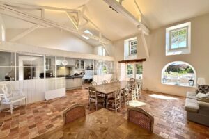 Superbe propriété historique à deux pas des plages proche La Rochelle