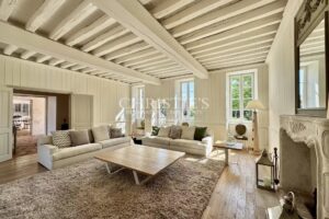 Superbe propriété historique à deux pas des plages proche La Rochelle