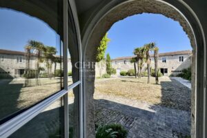 Superbe propriété historique à deux pas des plages proche La Rochelle