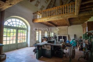 Manoir exceptionnel du XV et XVIeme avec jardins à la Française et vignoble Saumur AOC