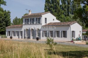 Propriété de charme au cœur de la nature et proche de toute commodités