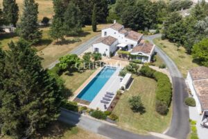 Propriété de charme au cœur de la nature et proche de toute commodités