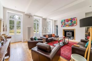 Propriété de charme au cœur de la nature et proche de toute commodités