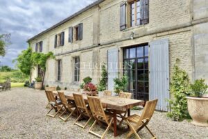 Exclusivité : Maison de Maître rénovée entre Bordeaux et Angoulême
