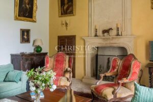 Joyau Architectural du XVIe Siècle avec Classement Patrimonial – Périgord Noir