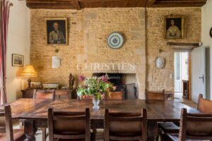 Joyau Architectural du XVIe Siècle avec Classement Patrimonial – Périgord Noir