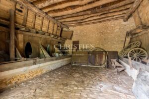 Joyau Architectural du XVIe Siècle avec Classement Patrimonial – Périgord Noir