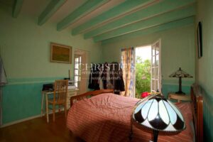 Charmante maison en pierre ouverte sur la nature et son jardin